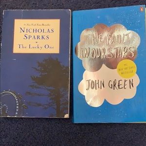Book bundle! The fault in our stars and lucky one